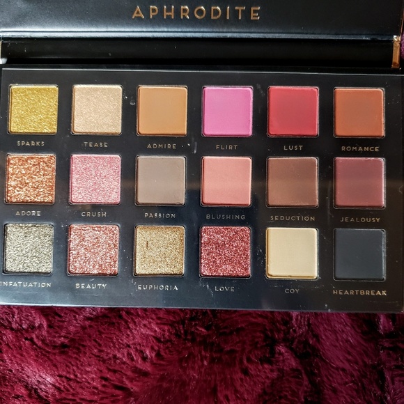 Bad Habit Other - NIB Bad Habit Aphrodite 15 pan eyeshadow palette